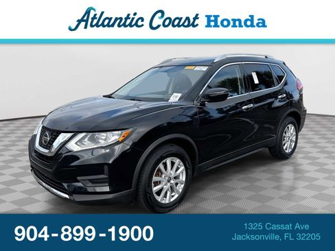 Used 2018 Nissan Rogue SV image 1