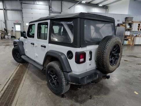 Used 2018 Jeep Wrangler Unlimited Sport AWD/4WD image 4