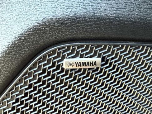 Used 2025 Mitsubishi Outlander SE image 24