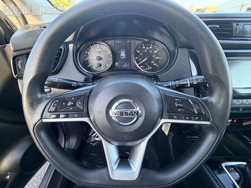 Used 2020 Nissan Rogue Sport S w/ Appearance Package FWD image 19