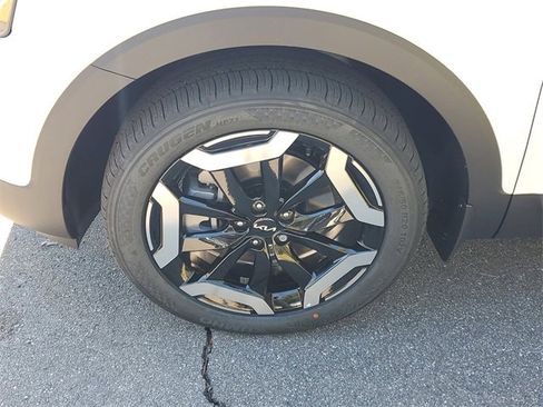 New 2025 Kia Telluride S image 39