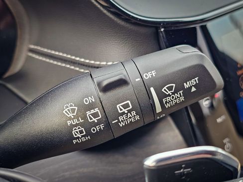 New 2026 Jeep Grand Cherokee Limited AWD/4WD image 17