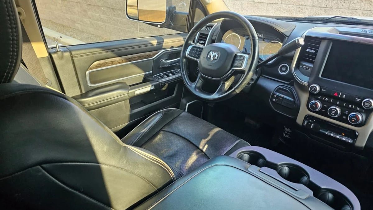 Used 2019 RAM 3500 Laramie AWD/4WD image 26