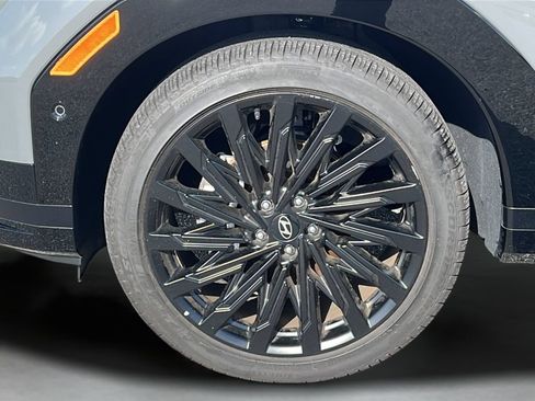 Certified 2025 Hyundai Santa Fe Calligraphy FWD image 26