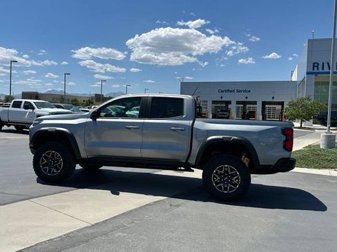 Certified 2023 Chevrolet Colorado ZR2 w/ ZR2 Convenience Package III AWD/4WD image 3