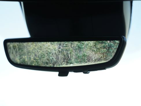 New 2026 Chevrolet Suburban High Country image 24