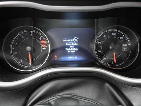 Used 2018 Jeep Cherokee Trailhawk w/ Quick Order Package 23L image 15