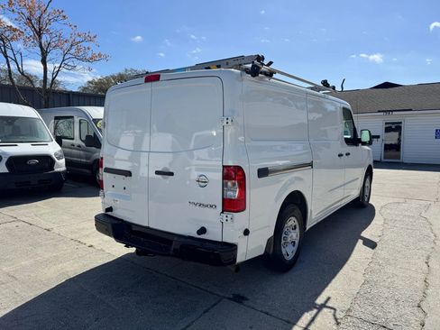 Used 2020 Nissan NV 2500 SV image 8