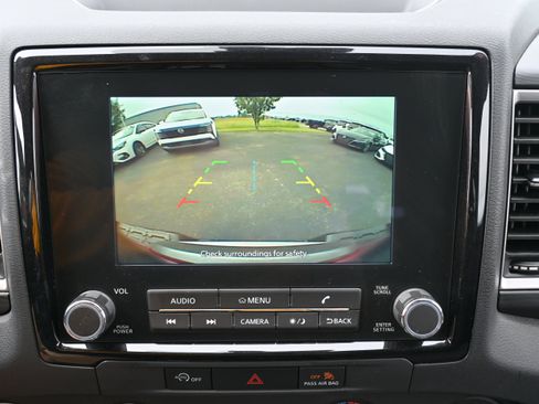 Certified 2024 Nissan Frontier SV image 25