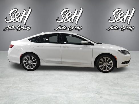 Used 2015 Chrysler 200 S w/ Navigation & Sound Group I AWD/4WD image 20