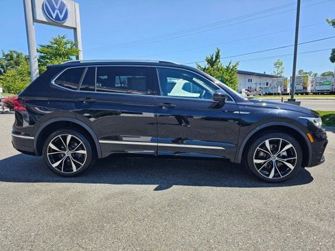 Certified 2023 Volkswagen Tiguan SEL R-Line AWD/4WD image 2