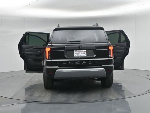 Used 2026 Honda Passport RTL image 34