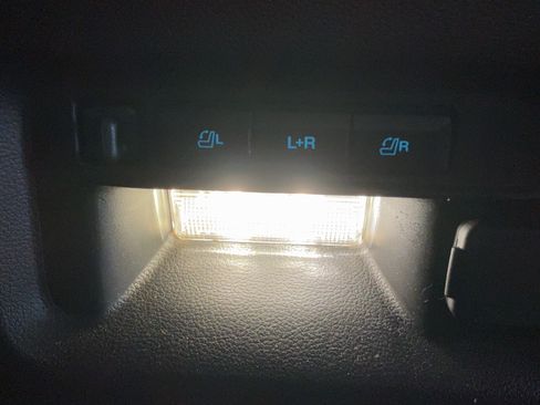 Used 2025 Ford Explorer ST AWD/4WD image 32