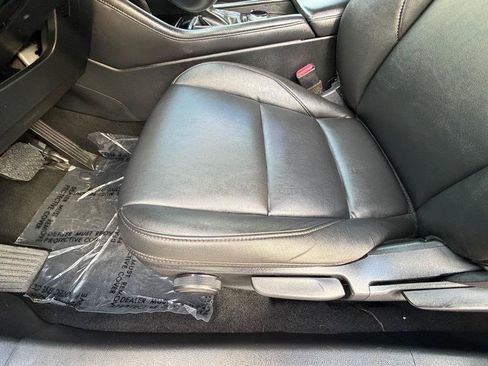 Used 2019 MAZDA MAZDA3 Sedan w/ Select Package FWD image 26