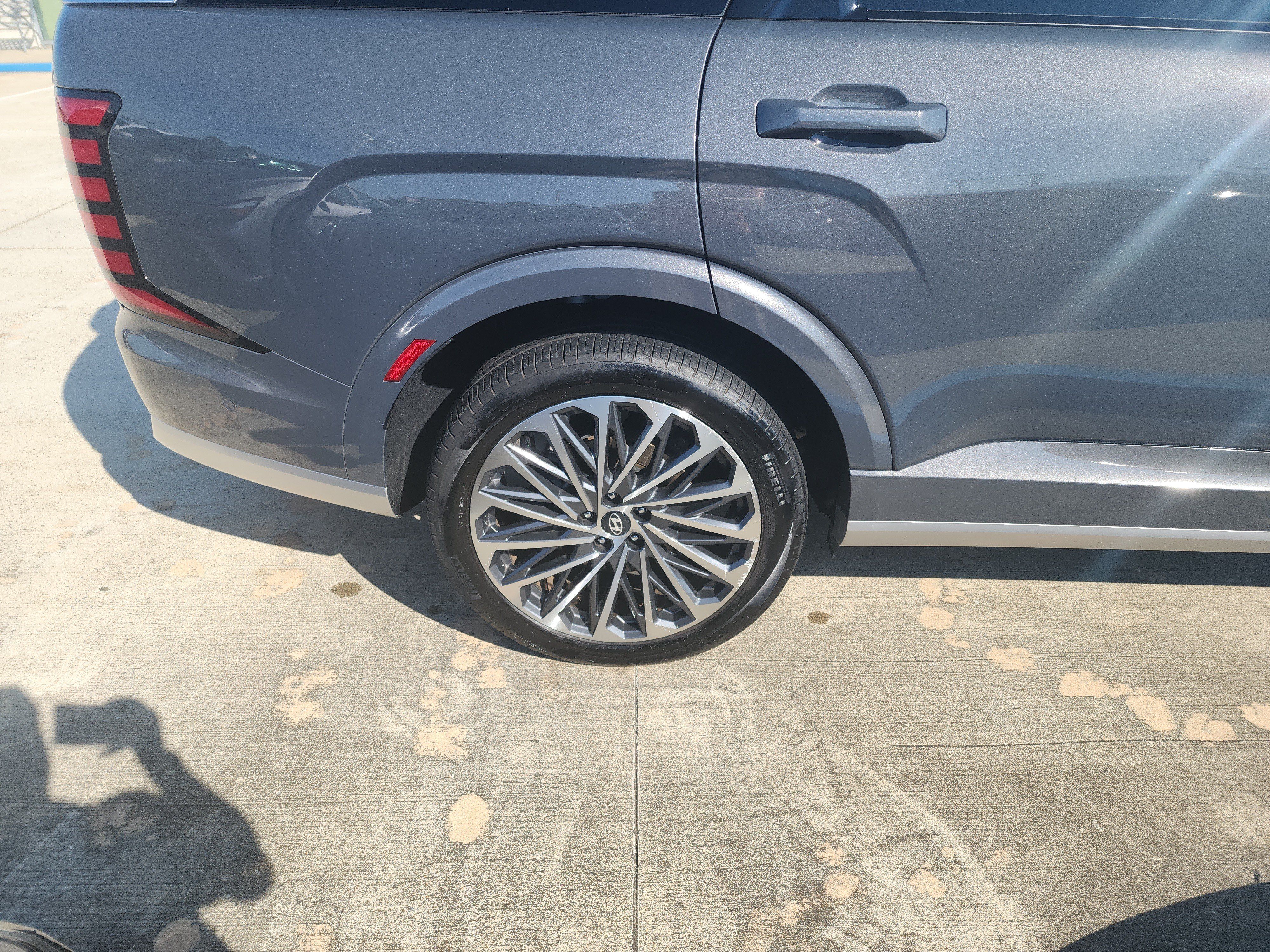 Used 2026 Hyundai Palisade Calligraphy FWD image 10