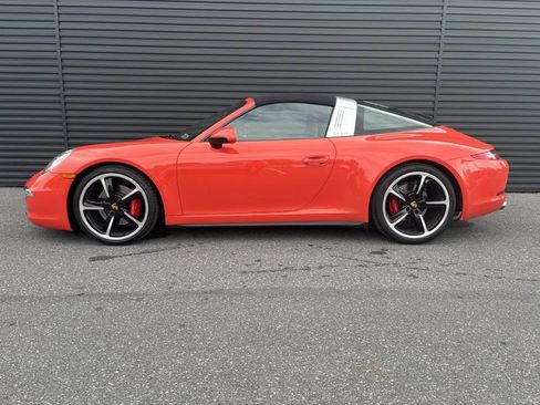 Used 2016 Porsche 911 Targa 4S AWD/4WD image 2