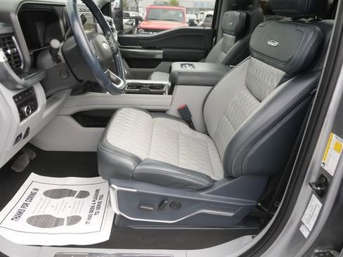 Used 2024 Ford F250 Limited w/ FX4 Off-Road Package image 9