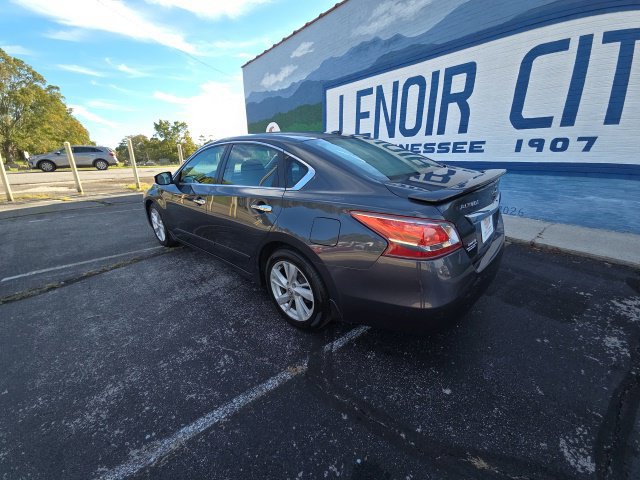 Used 2013 Nissan Altima 2.5 SL w/ Technology Pkg FWD image 5