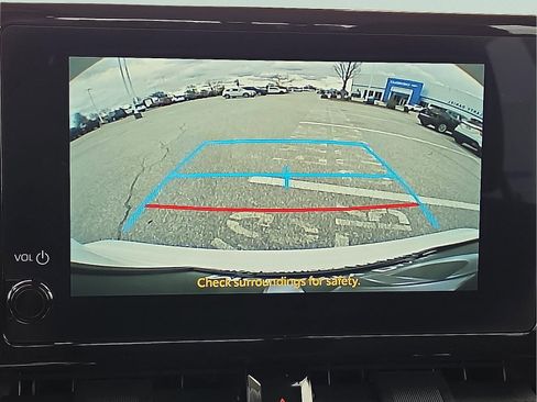 Used 2025 Toyota Corolla LE image 16