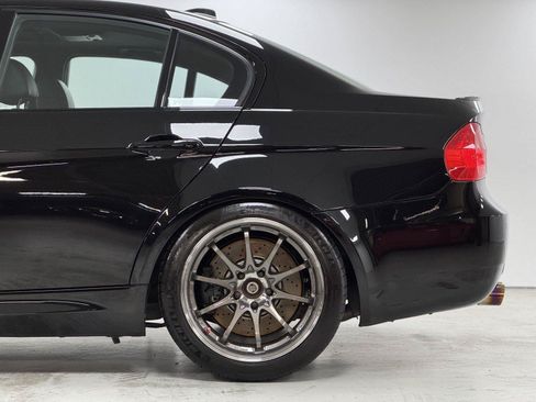 Used 2011 BMW M3 Sedan RWD image 34