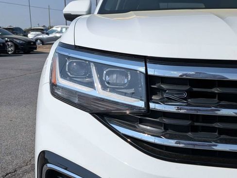 Used 2021 Volkswagen Atlas SE w/ Towing Package image 10