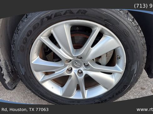 Used 2015 INFINITI QX70 3.7 w/ Premium Package image 11