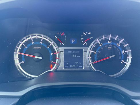 Used 2017 Toyota 4Runner SR5 Premium image 20