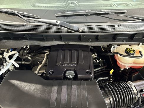 Used 2022 Chevrolet Silverado 1500 Custom image 25