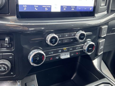 Used 2022 Ford F150 XLT w/ Equipment Group 302A High image 21