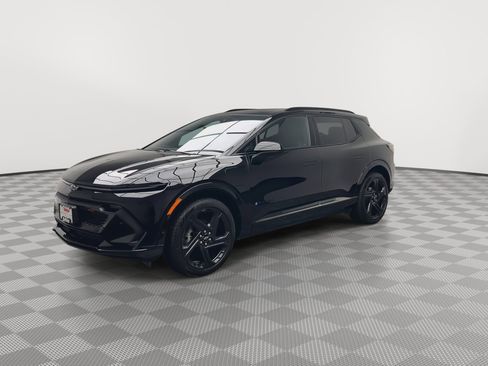 Used 2024 Chevrolet Equinox EV RS image 37