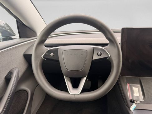 Used 2025 Tesla Model 3 Long Range RWD image 12