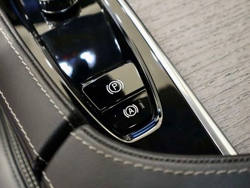 Used 2023 Volvo S90 B6 Ultimate AWD/4WD image 35