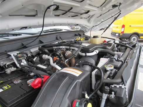 Used 2013 Ford F450 XL w/ Snow Plow Prep Pkg image 29