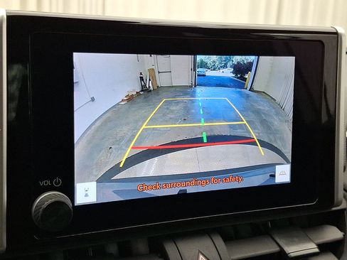 Certified 2025 Toyota RAV4 XLE AWD/4WD image 19