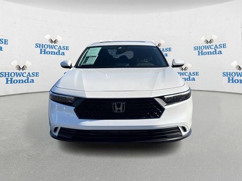 Used 2023 Honda Accord EX image 6