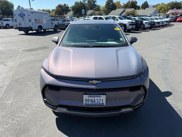 Used 2024 Chevrolet Equinox EV LT w/ Active Safety Package 3 FWD image 4