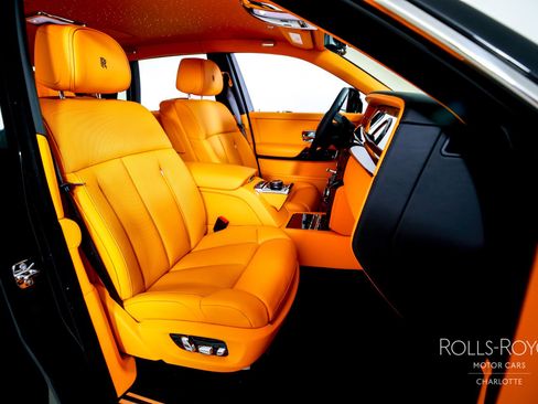 New 2026 Rolls-Royce Phantom Sedan image 35