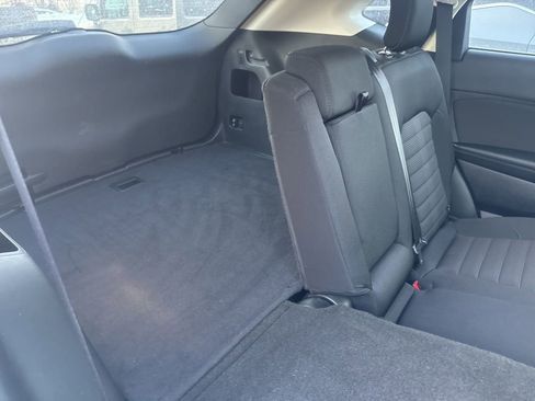 Used 2019 Ford Edge SEL image 56