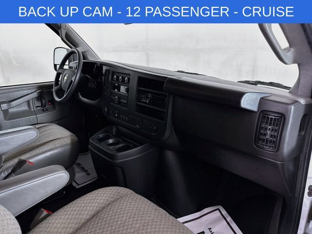 Used 2024 Chevrolet Express 3500 LT w/ LT Preferred Equipment Group RWD image 27