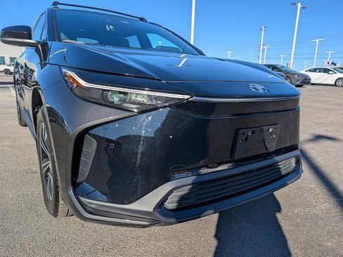 Used 2024 Toyota bZ4X XLE image 23