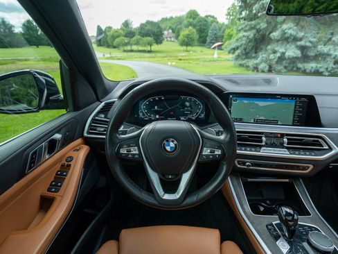 Used 2022 BMW X5 xDrive40i AWD/4WD image 12