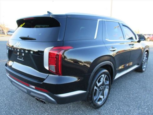 Used 2023 Hyundai Palisade SEL w/ Premium Package image 6