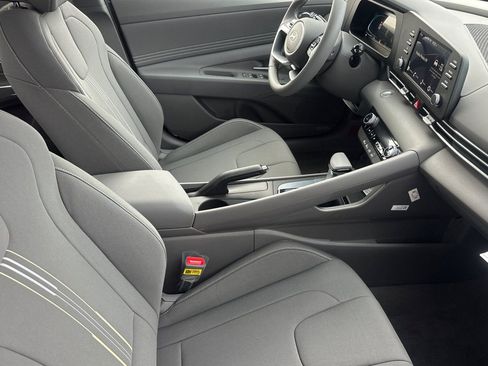 New 2026 Hyundai Elantra Sport FWD image 15
