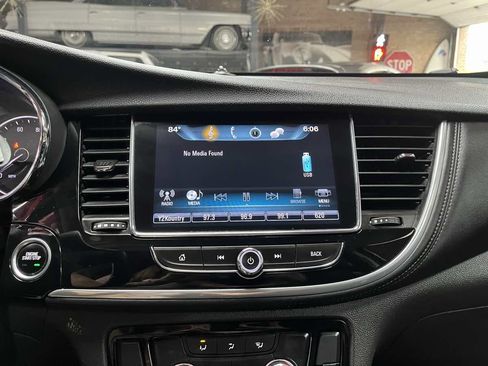 Used 2019 Buick Encore Preferred AWD/4WD image 18