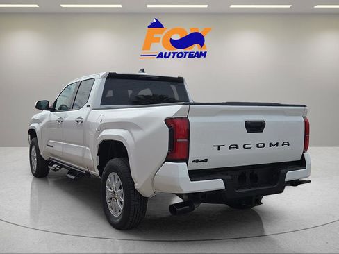 New 2026 Toyota Tacoma SR5 AWD/4WD image 3