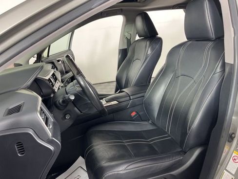 Used 2019 Lexus RX 450hL Luxury image 18