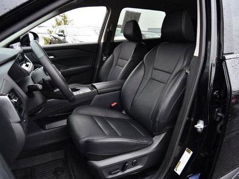 Certified 2024 Nissan Rogue SL image 23