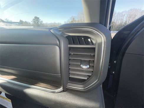 New 2026 GMC Sierra 1500 Elevation image 29