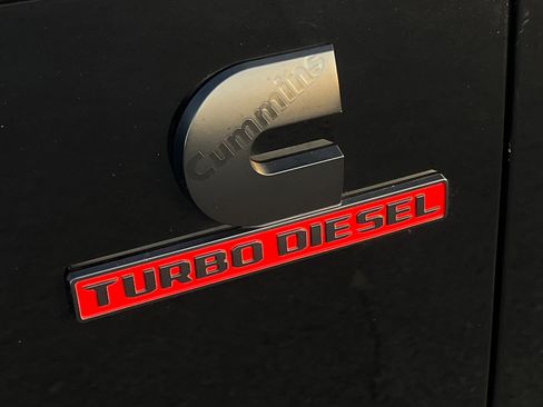 Used 2020 RAM 3500 Limited image 12