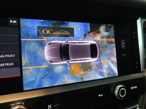 Used 2023 Porsche Macan image 17